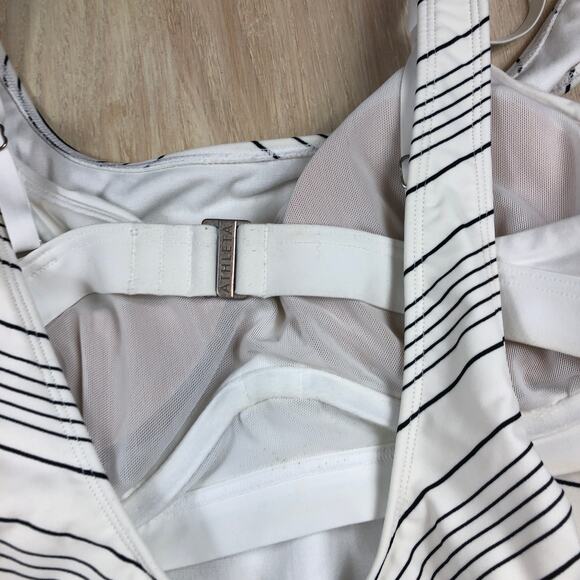 Athleta White Chevron High Leg One Piece Swimwear Summer Beach Swimsuit 36B/C - Picture 7 of 13